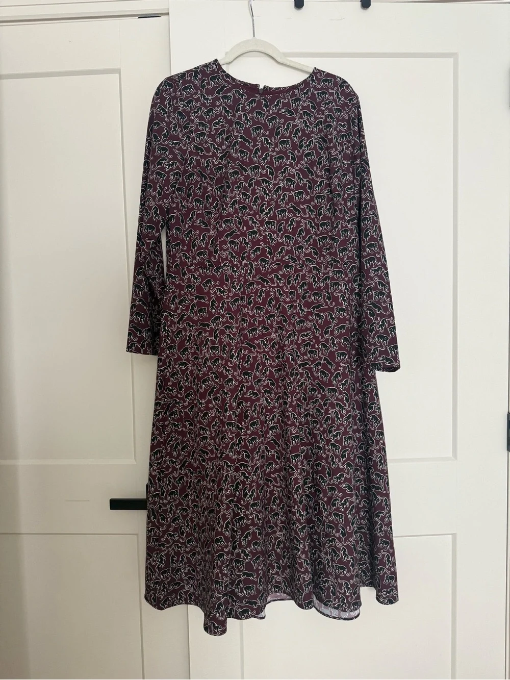 Ann Taylor Burgundy and Black Long-Sleeve Printed A-Line Dress size 14 - Picture 4 of 7
